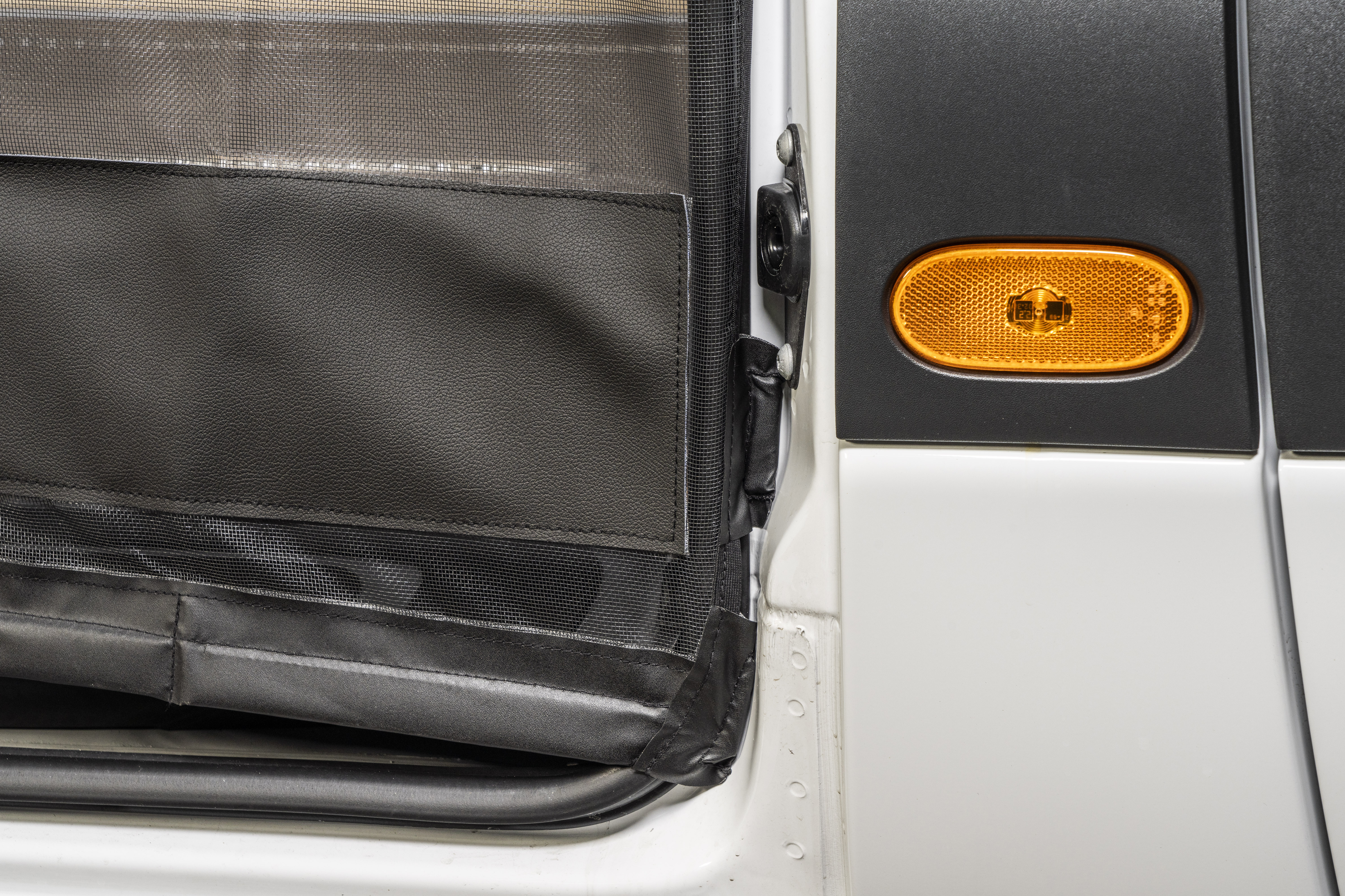 Schiebetürenmoskitonetz Magnetreißverschluss, Mercedes Benz Sprinter 907/910 (ab 2018), Beifahrerseite rechts, Maschenweite Fine-mesh