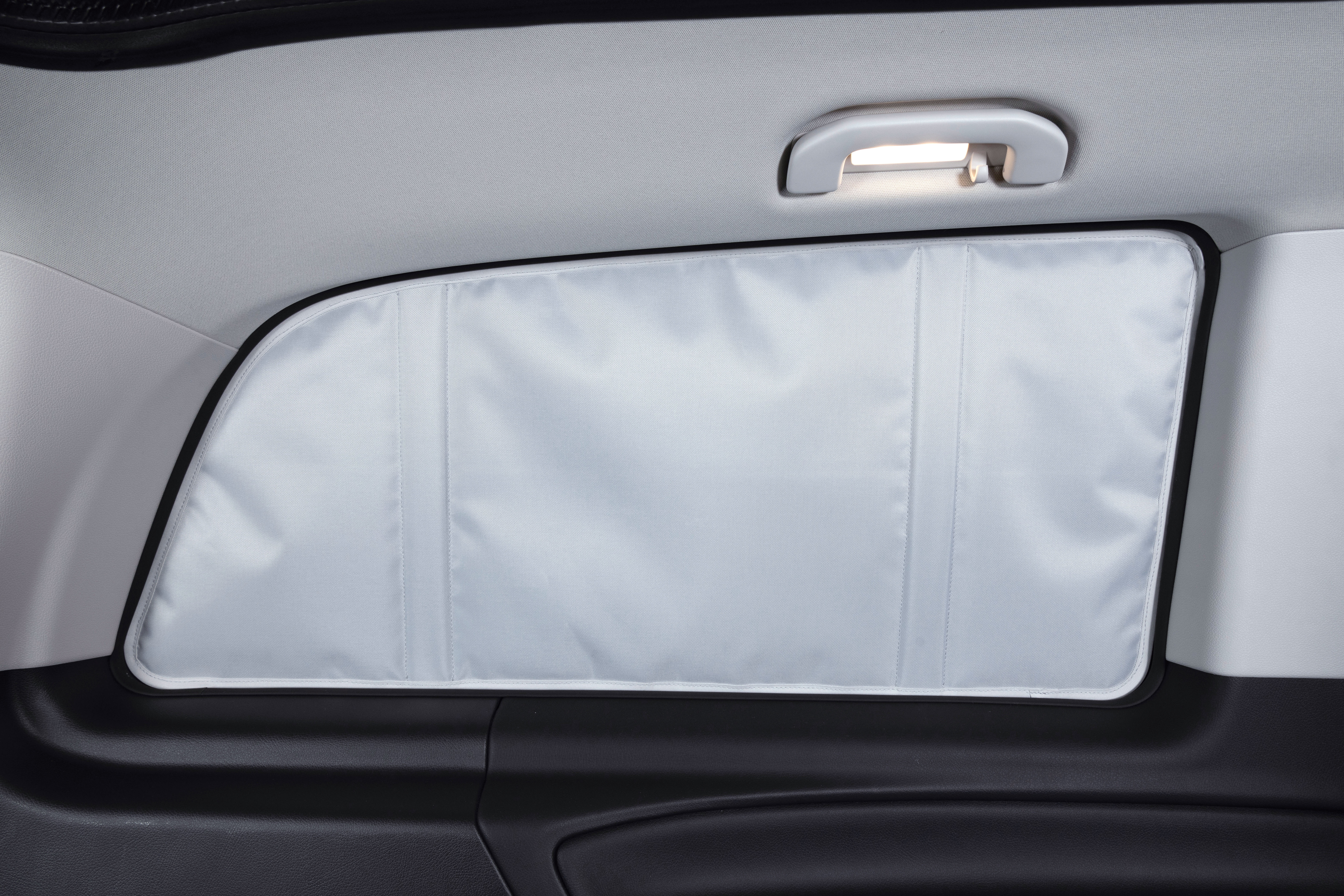 Seitenscheibenisolierungen hinteres Seitenfenster, Mercedes Benz V-Klasse (ab 2014)/Vito (ab 2014), Fahrerseite (links), Montage innen
