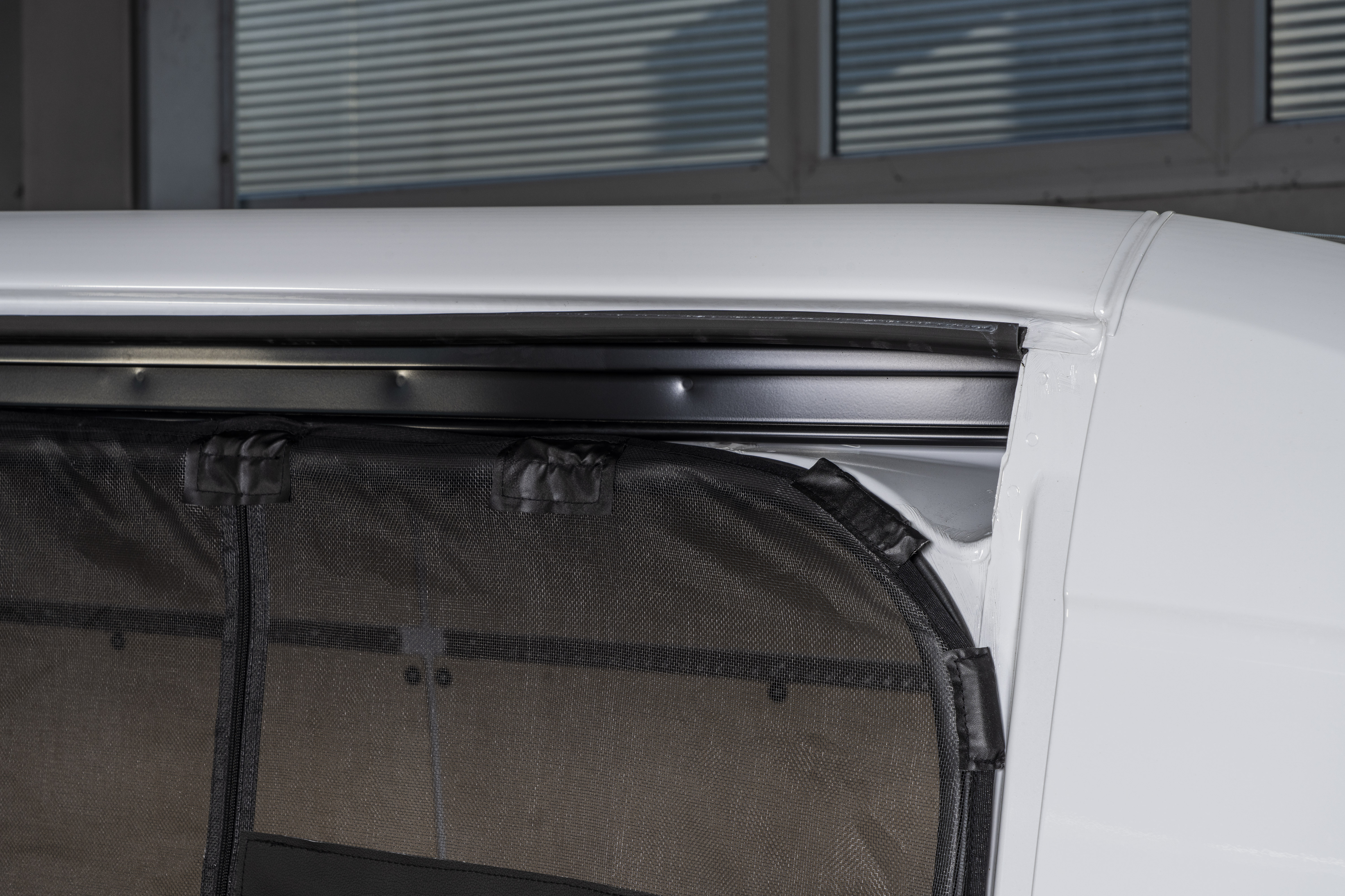 Schiebetürenmoskitonetz Magnetreißverschluss, Mercedes Benz Sprinter 907/910 (ab 2018), Beifahrerseite rechts, Maschenweite Fine-mesh