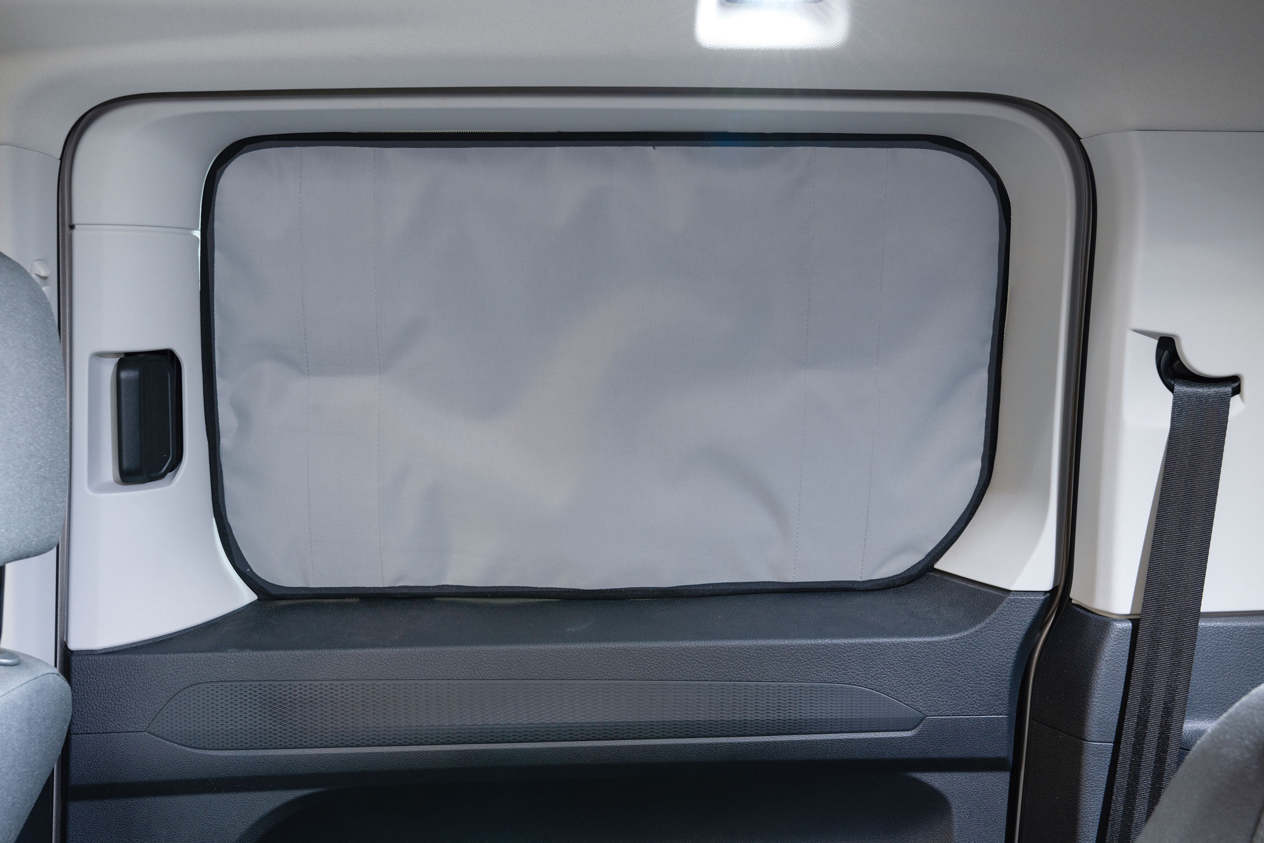 Scheibenisolierungen Schiebetür, VW Caddy 5 (ab 2020), Ford Connect (ab 2023), Beifahrerseite (rechts), Montage innen