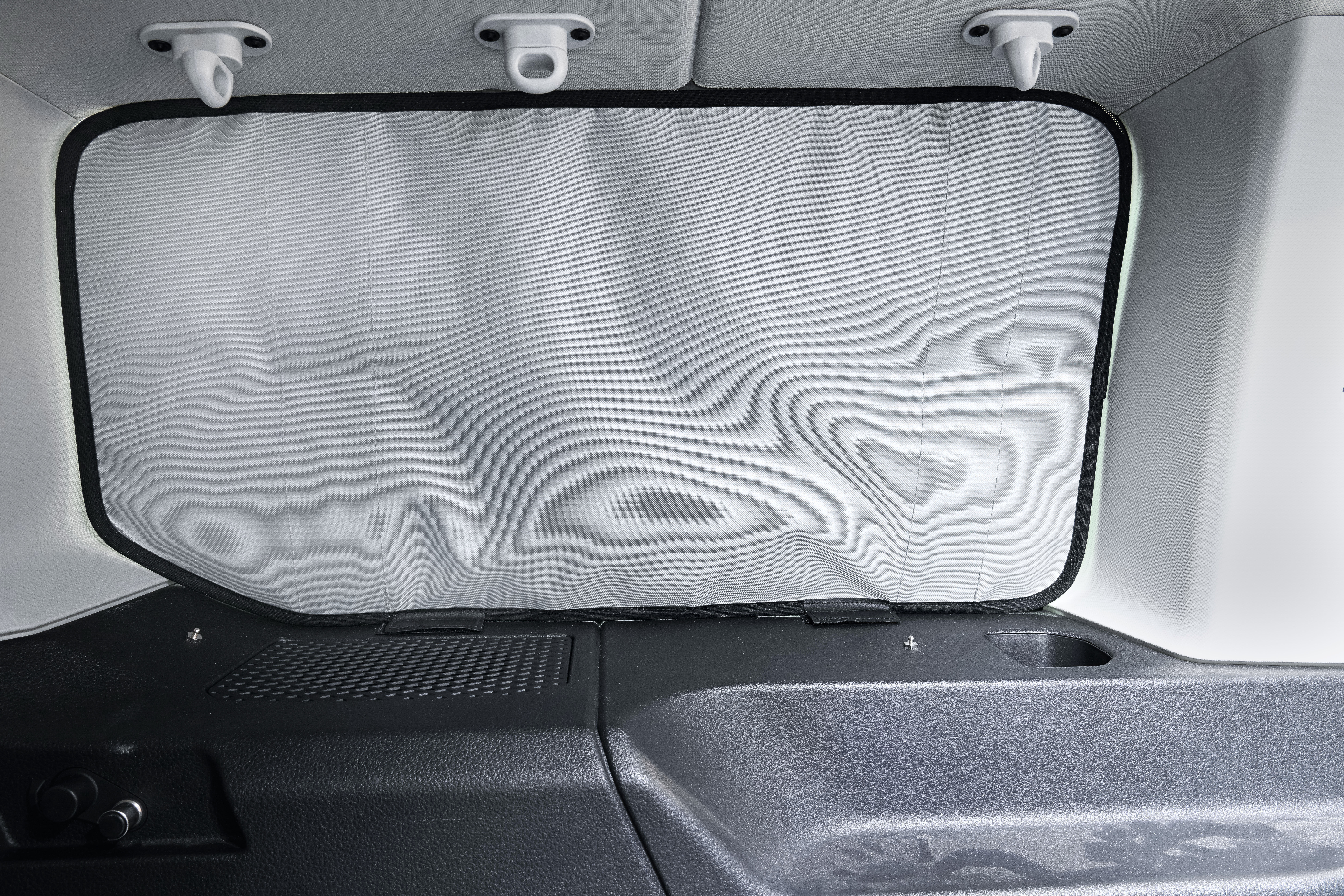 Scheibenisolierungen Schiebetüre, VW Caddy 5 Maxi (ab 2020), Ford Connect Lang (ab 2023), Fahrerseite (links), Montage innen