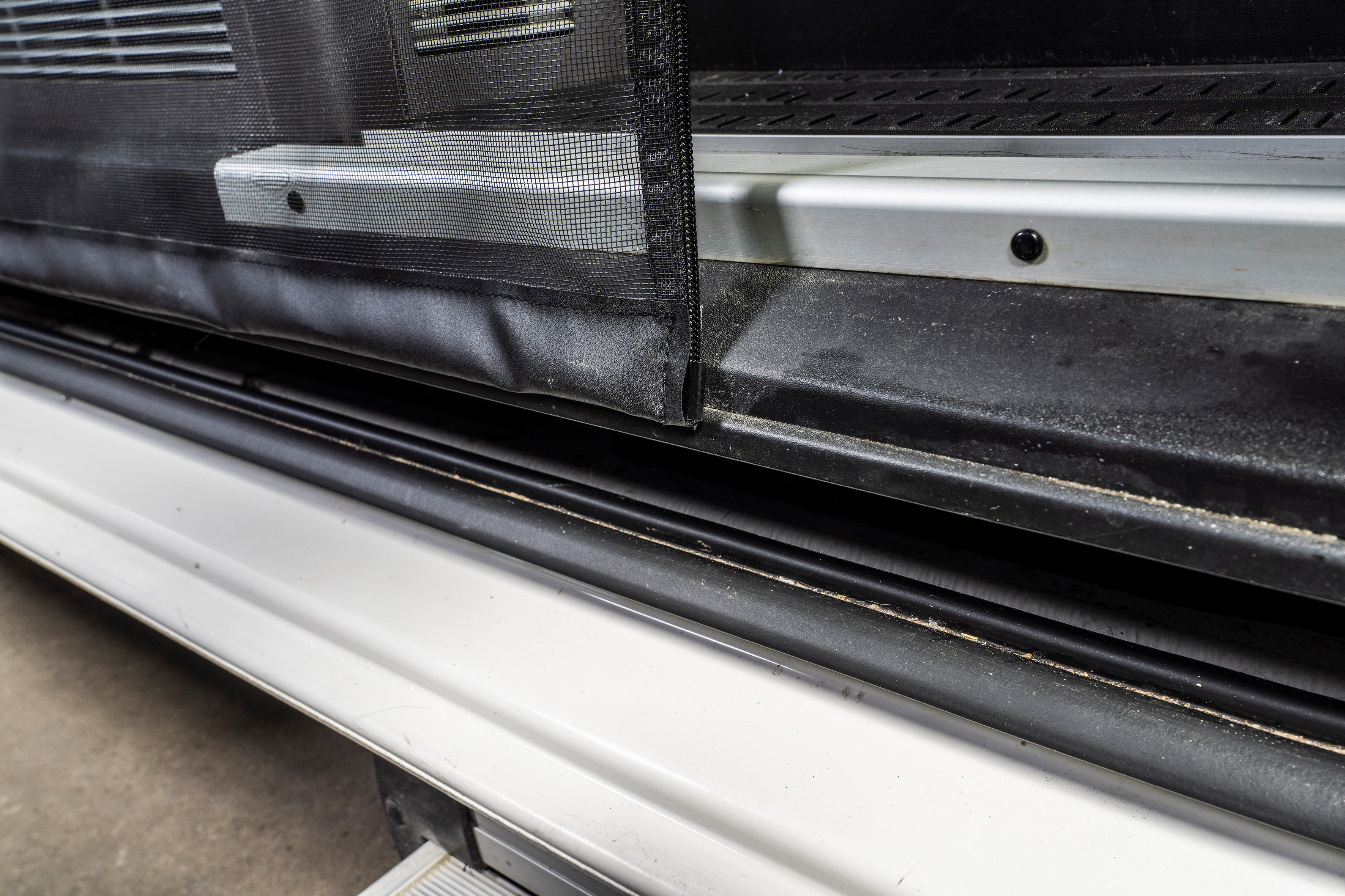 Schiebetürenmoskitonetz Magnetreißverschluss, VW Crafter / Grand California, Beifahrerseite (rechts), Maschenweite Fine Mesh